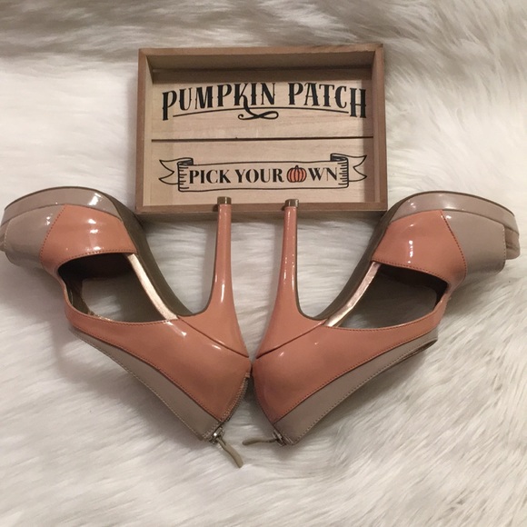✨NWOT✨BCBG GENERATION✨NUDE PLATFORM SHOES - Picture 4 of 8